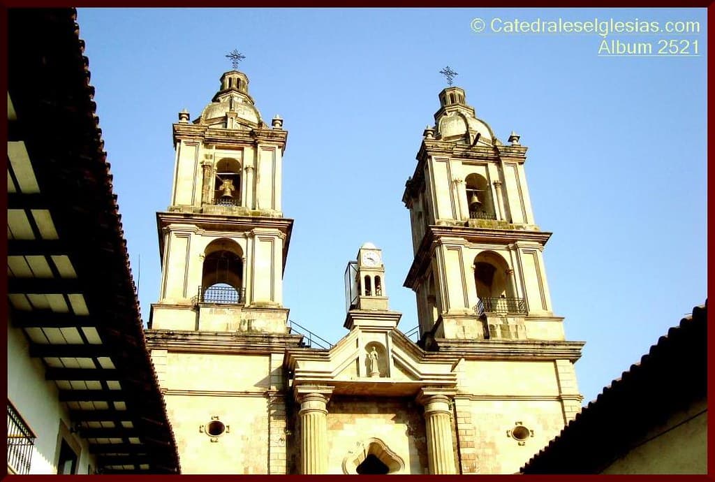 Visita la parroquia de San Francisco de Asís en Valle de Bravo